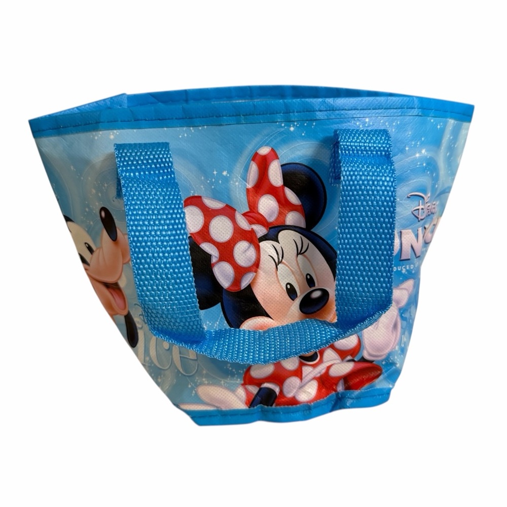Collectors item vintage 2001 Disney On Ice Reusable plastic tote bag
